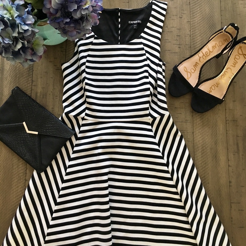 Express Striped Dress 🌻